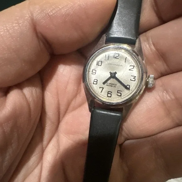 Working Vintage Wakmann Ladies 17 Jewels Manual Wind Watch 24mm Fit 6.5