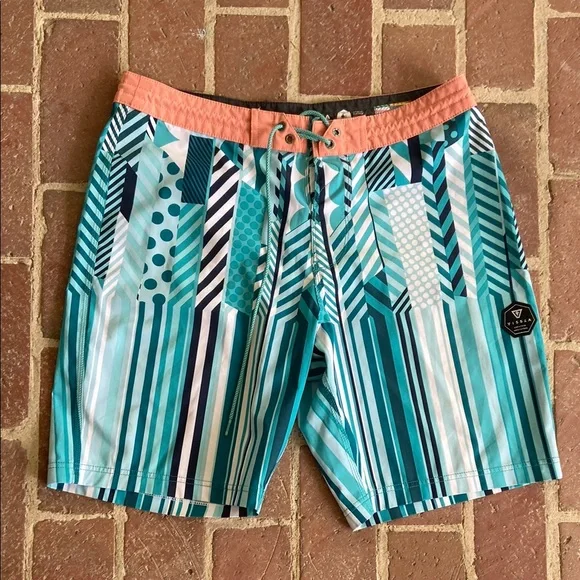 VISSLA Like New Blue and Orange Board Shorts Swim