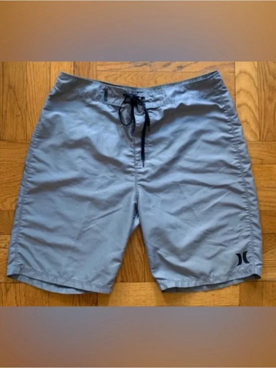 Hurley Men's Light Gray Swim Board Shorts with Black Drawstring