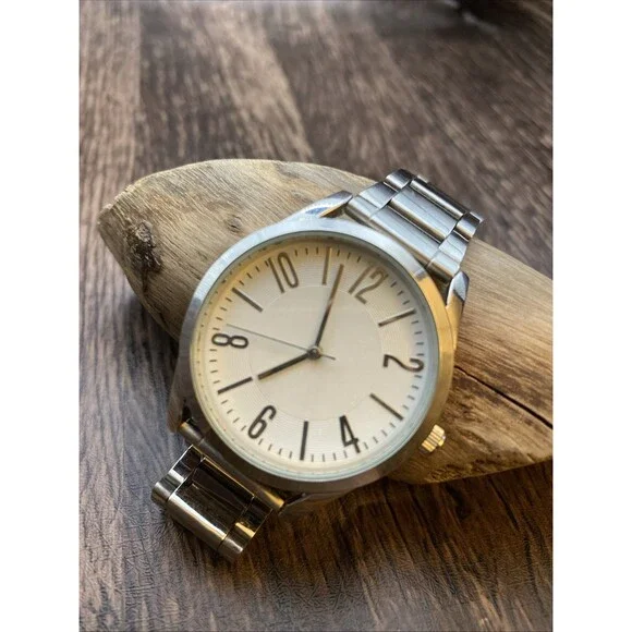 Unbranded Unisex Silver Tone Watch 36 mm New Battery