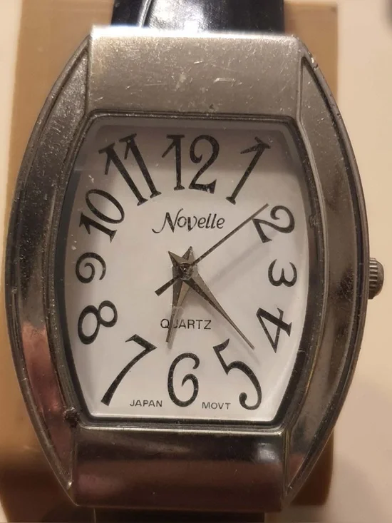 🦋10/$20🦋 Novelle Silver/White/Black Women's Cuff Watch