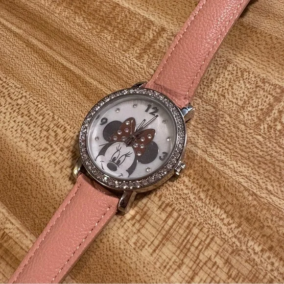 Minnie Mouse Accutime Disney Watch
