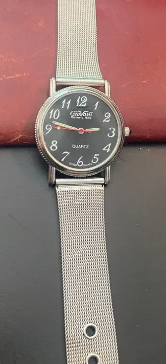 Unissex 34mm Silver Tone Giovani Beverly Hills Watch, Mesh Band