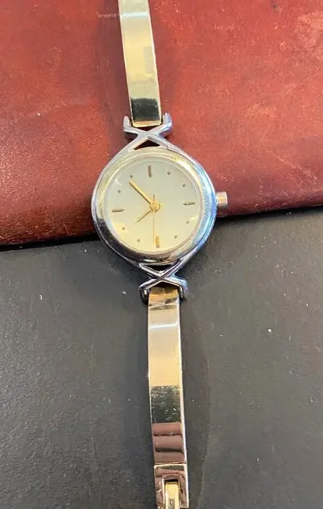 Women's 24mm Gold Tone Watch, Bracelet Band