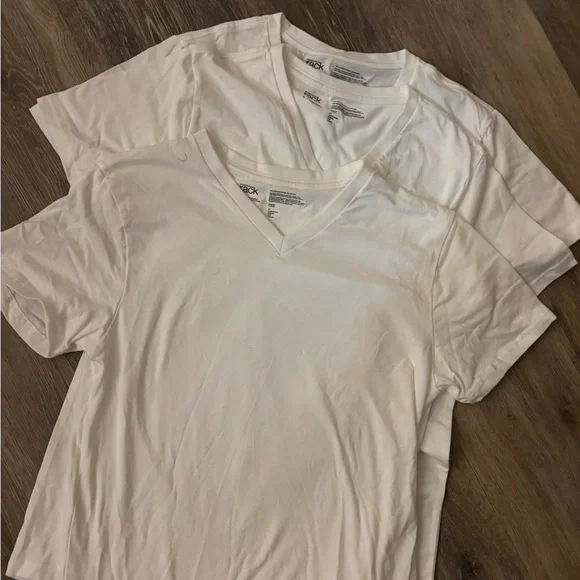 Nordstrom Rack White V-Neck and Crew Tee Set of 3 Sz Small NWOT