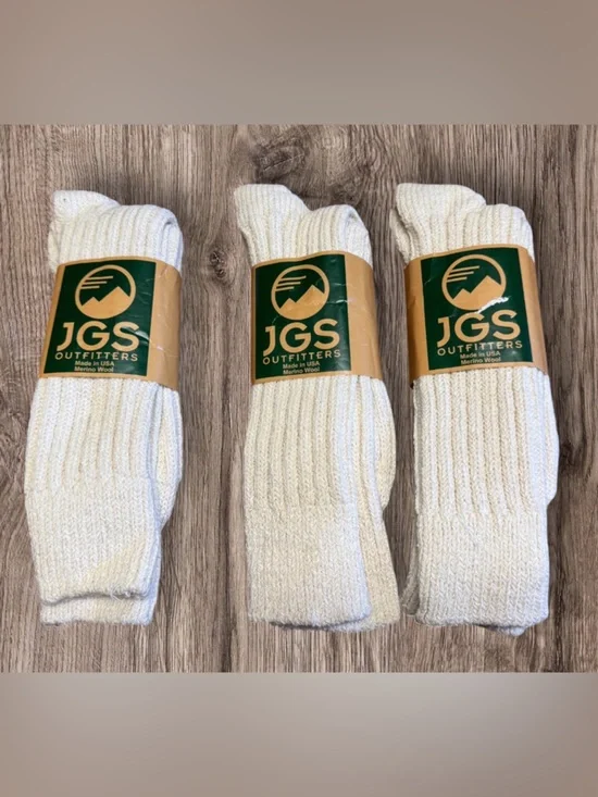 NWT JGS Outfitters made in the USA from Merino Wool.
