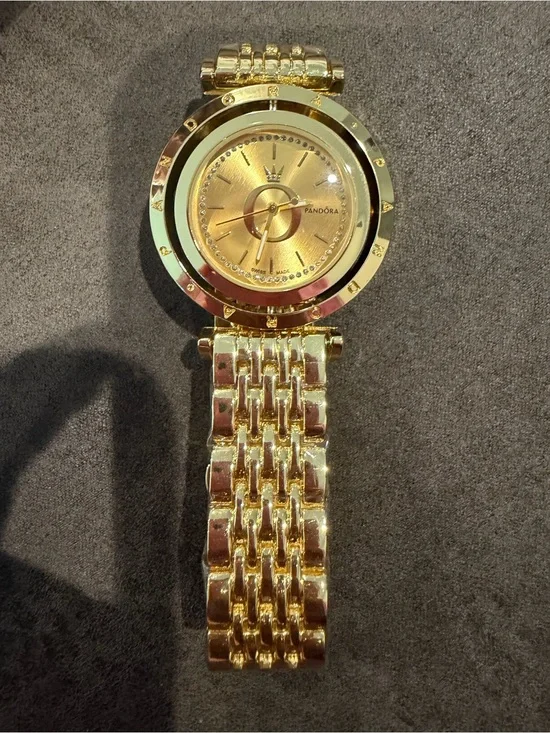 New Pandora Gold-Tone Round Dial Bracelet Watch