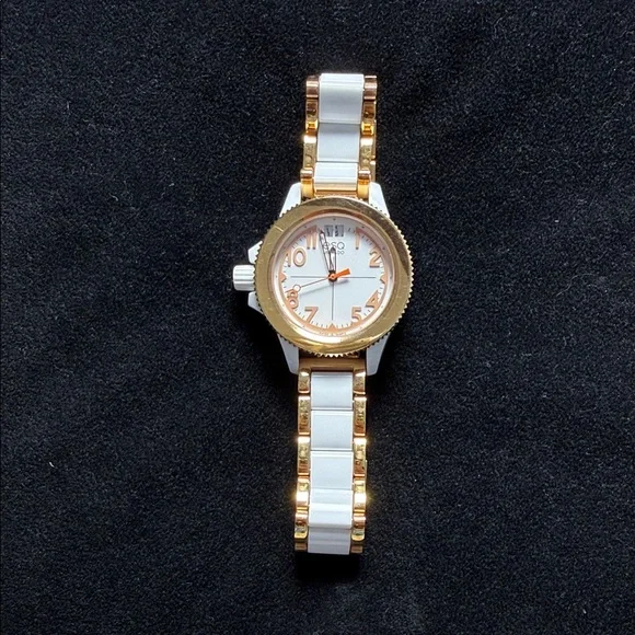 White and Rose Gold Women's Bracelet Watch
