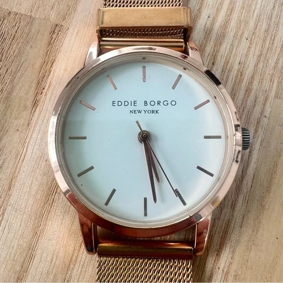 Eddie Borgo New York ladies rose gold tone dress watch NEW BATTERY