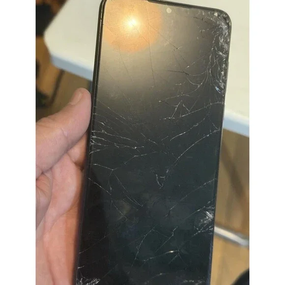 Tracfone Motorola Moto G , Parts Phone Broken Screen , Selling For Parts