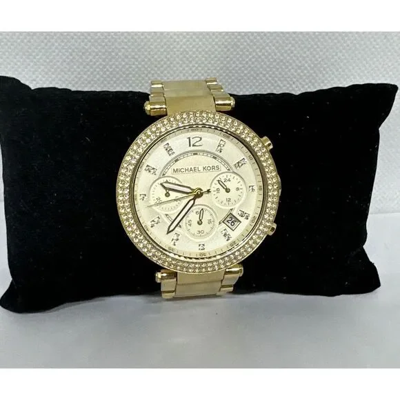 Michael Kors MK5632 Women's Gold Tone Analog Dial Quartz Wrist Watch NUL50