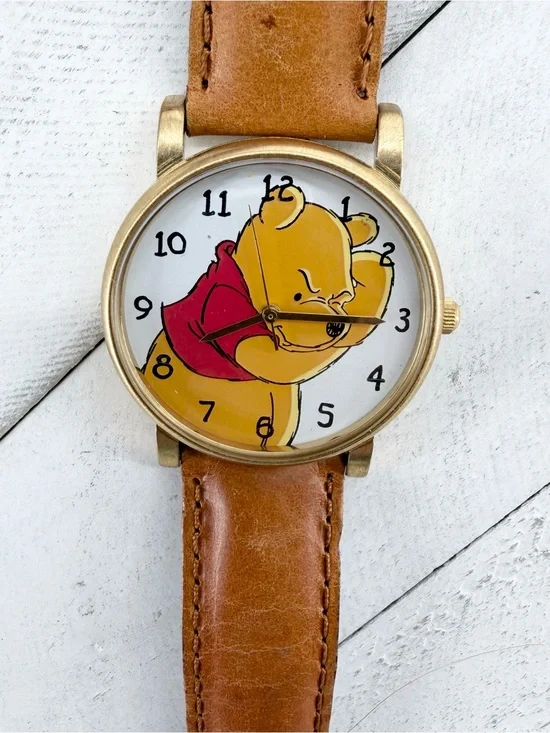 Vtg 1995 Disney Winnie the Pooh Watch Timex F5 Thinking Working Leather Scuffed