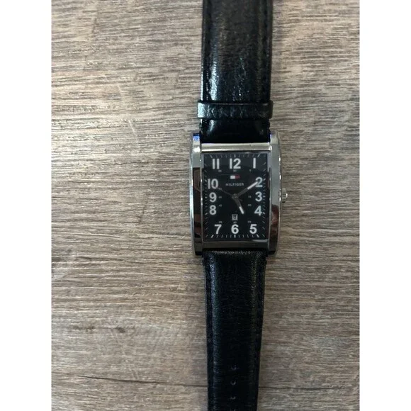 Tommy Hilfiger Tank Watch Black Dial Leather Strap Th.142.1.25.1107 Untested