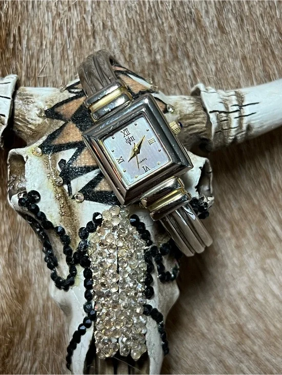 Vintage  Gloria Vanderbilt Two-Tone Women’s Bracelet Watch