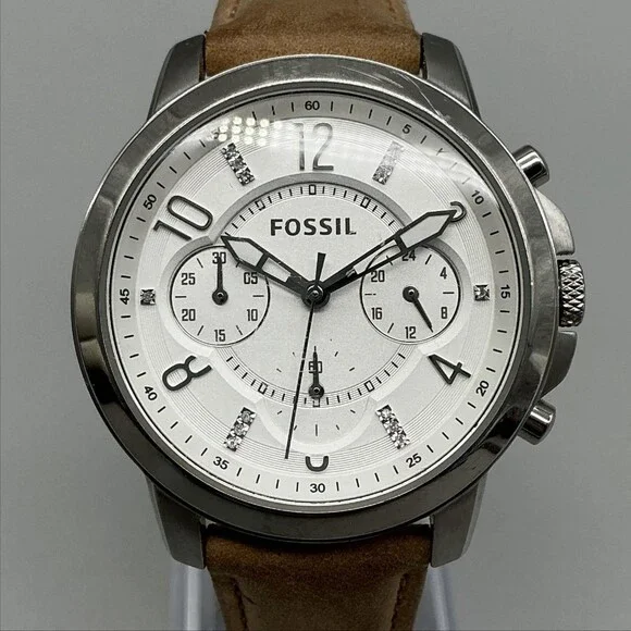 Fossil Womens Watch 38mm Silver Tone Chronograph Leather ES4038 New Battery