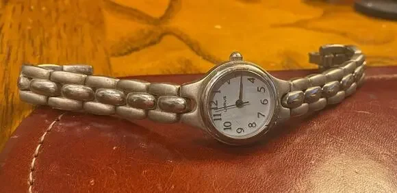 Women's VTG Brushed Metal Tone Lorus Watch, 22mm Case, Bracelet Band