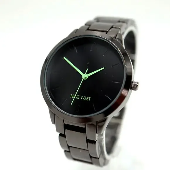Nine West Black Green Tone Womens Watch 36mm Metal Bracelet with New Battery