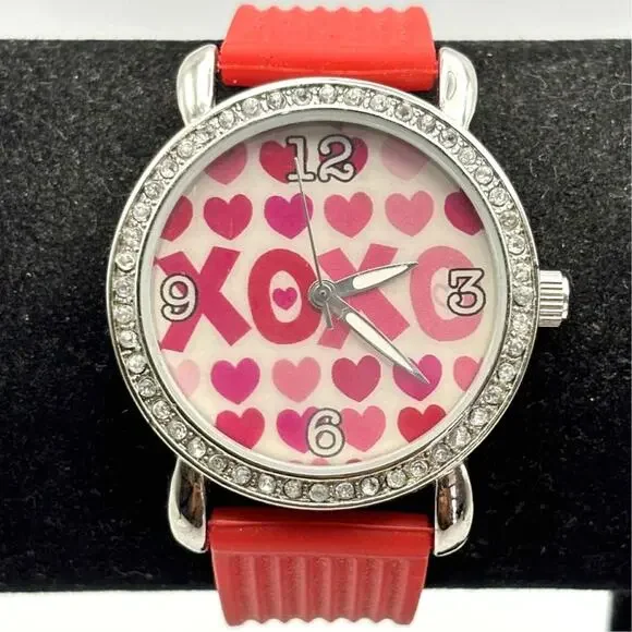 Red Heart XOXO Watch