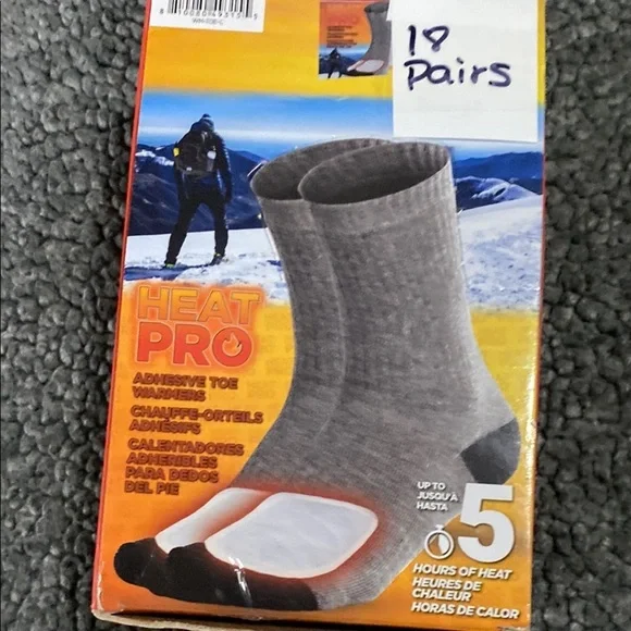 18 pairs of Heat pro adhesive toe warmers
