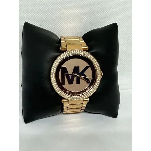 Michael Kors Parker MK5865 Women Rose Gold Analog Dial Quartz Wrist Watch NUL39