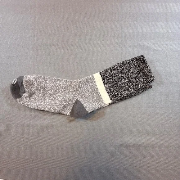 Unbranded Mens Grey Marled Knit Crew Socks Colorblock Stripe Hiking Casual
