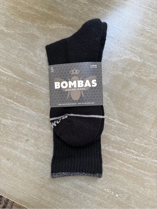 Bombas Men’s Merino Wool Black Calf Socks. New with tags. Size large. Two pair.