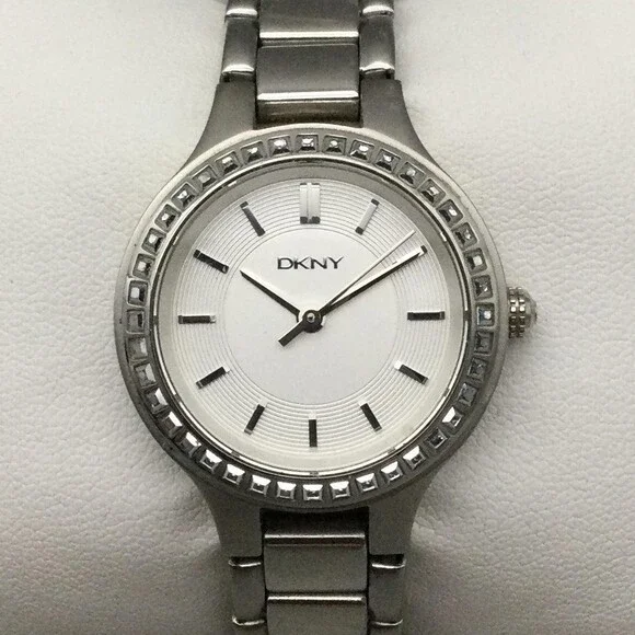 DKNY NY-2220 Womens Watch 29mm Stainless Bracelet Crystals New Battery 6