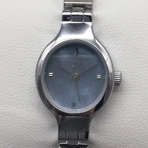Timex Womens Watch 20mm Blue Oval MOP Dial Silver Tone New Battery 5.5