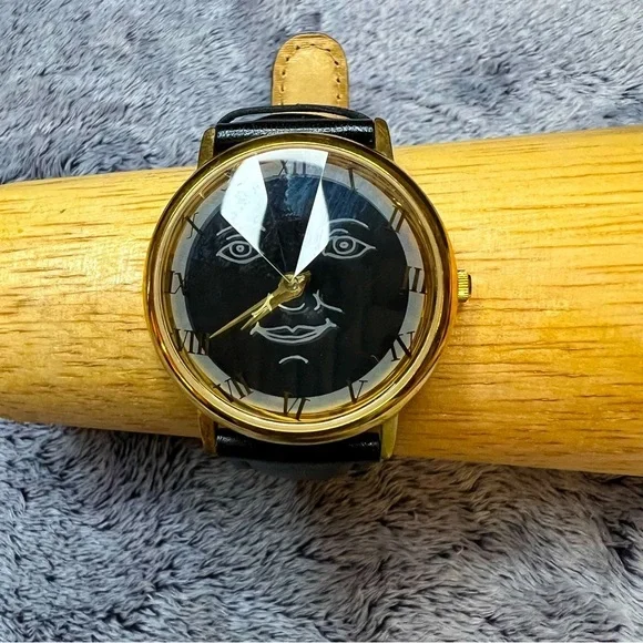 Rare FAO Schwarz by Fossil Limited Edition Moon Face Watch