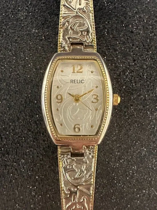 3/$30 Relic Watch Women Silver Gold Two Tone Floral Embossing New Battery 6
