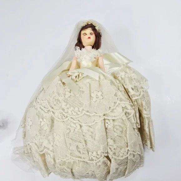 Vintage Victorian Boudoir 