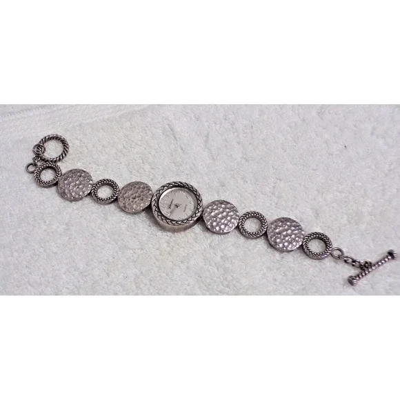 Geneva Quartz Ladies Watch #D8932LC Silver Band New Battery 7
