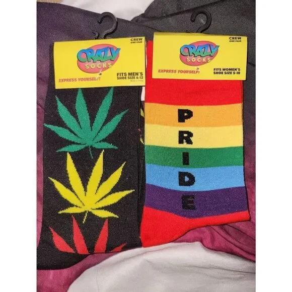 1 pair of crew socks with Great material