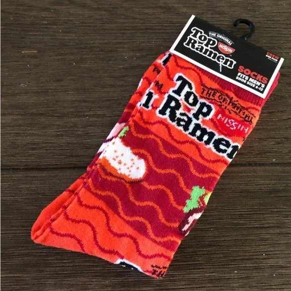 Top Ramen men’s crew socks size 6-12