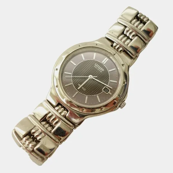 Citizen Eco-Drive Women's Stainless Steel Watch Water Resistant Works Great‎