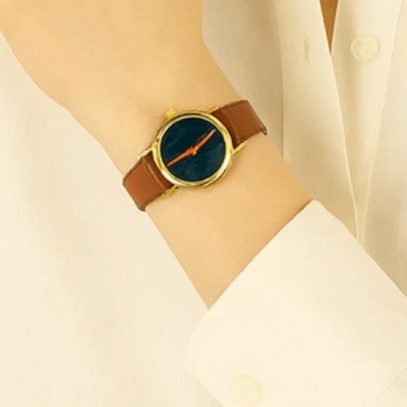 Gucci Gold-Tone Case Navy Dial Brown Leather Strap Women’s Watch