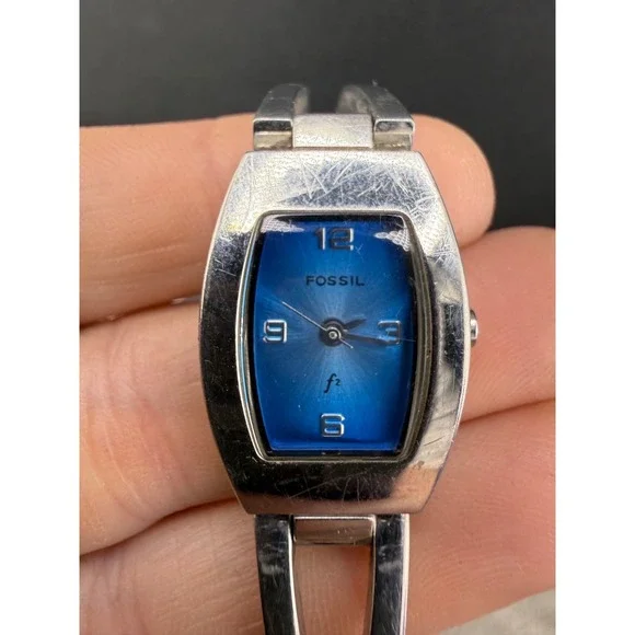 Vintage Fossil Women's Watch‎ Silver Tone Blue F2 Untested 6