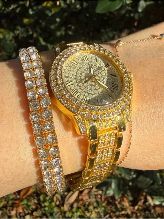 Gold Women's Watch with Bracelet SET