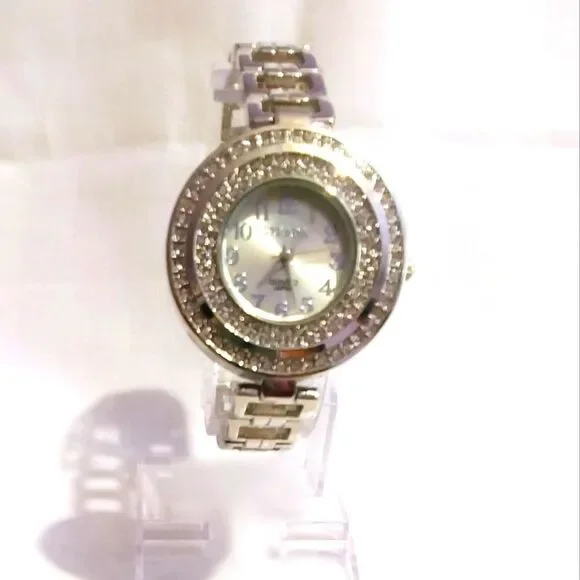 STRADA Austrian Crystal Watch