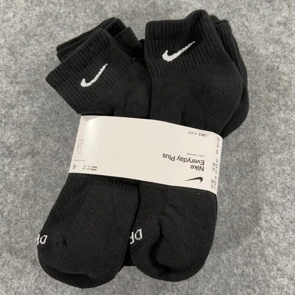 Nike Everyday Plus Quarter Ankle Socks 6 Pair Black Dri-FIT Large M 8-12