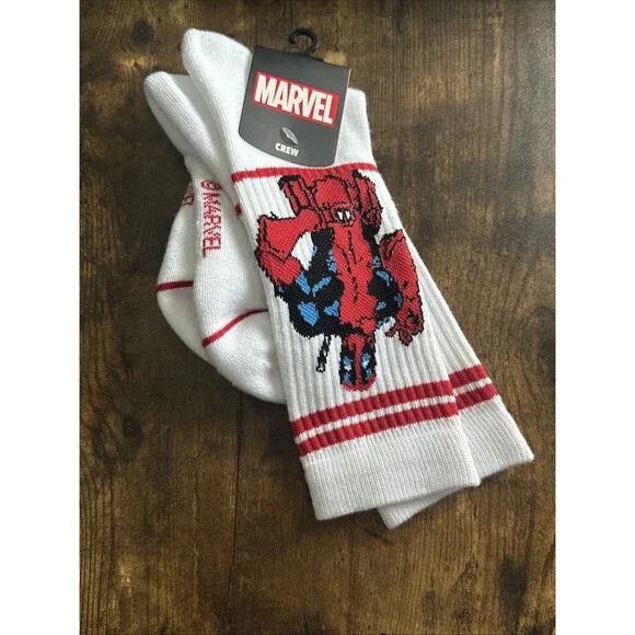 Marvel Spider man Crew Socks NWT Size 10-13