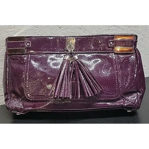 Victoria's Secret Cosmetic Bag Women Purple Vinyl Tasseled Clutch:‎ Bag only