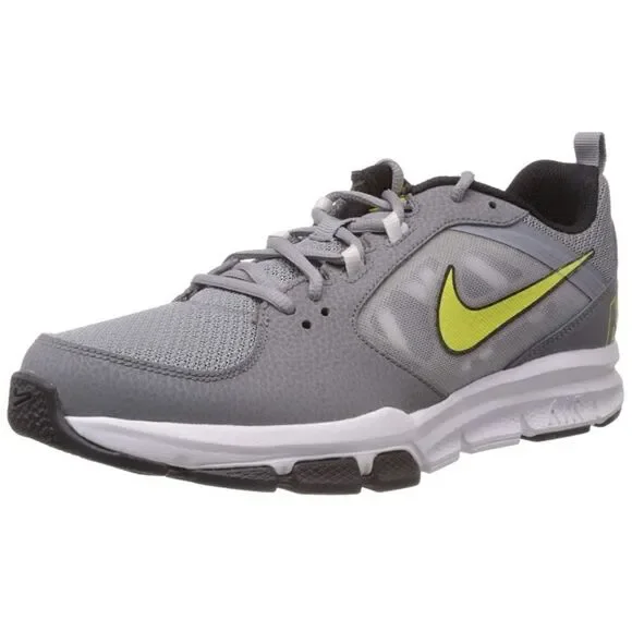 Men’s Nike Velocitrainer size 7‎