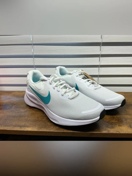 Nike Mans Revolution 7 Platinum/ Dusty Cactus Sneakers Size Ma10 Wo11.5 New