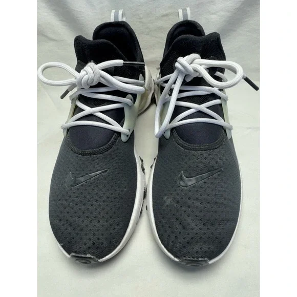 Nike React Presto 'Ghost' sneakers in a black and white,‎ Size 8