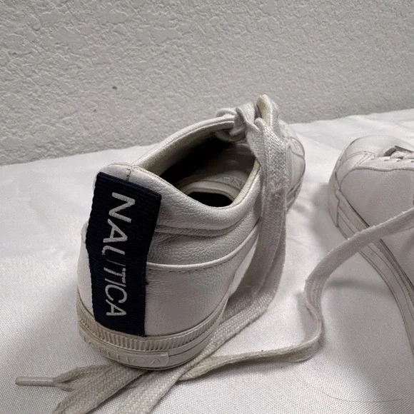 Nautica White Low Top Lace-Up Athletic Sneaker Casual Shoes Size 6.5 US
