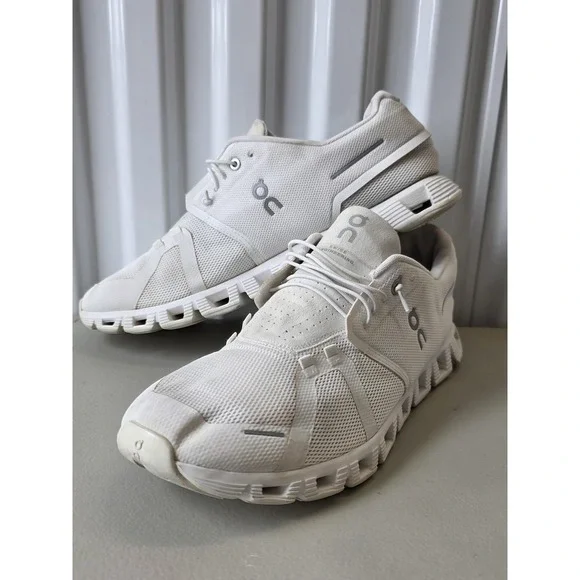 On Cloud Running Shoes Mens Size 12 White Mesh Low Top Sneakers