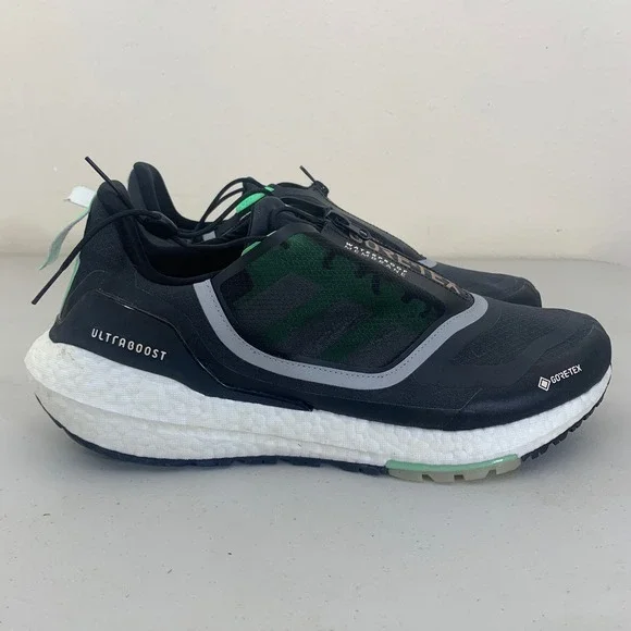 Adidas Ultraboost 22 GTX Sneakers Mens 13 Black Green‎ Waterproof Running GX9127