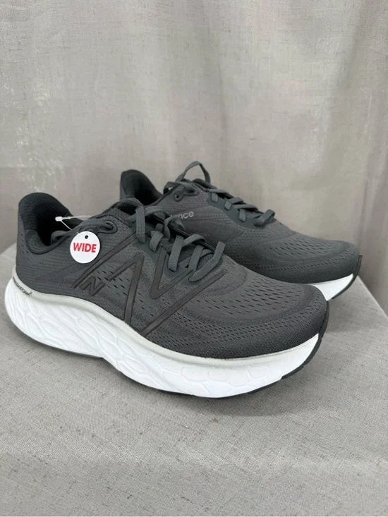 NWB New Balance Fresh Foam 1080V Running Shoes Mens Size 8.5 Wide Black Sneakers