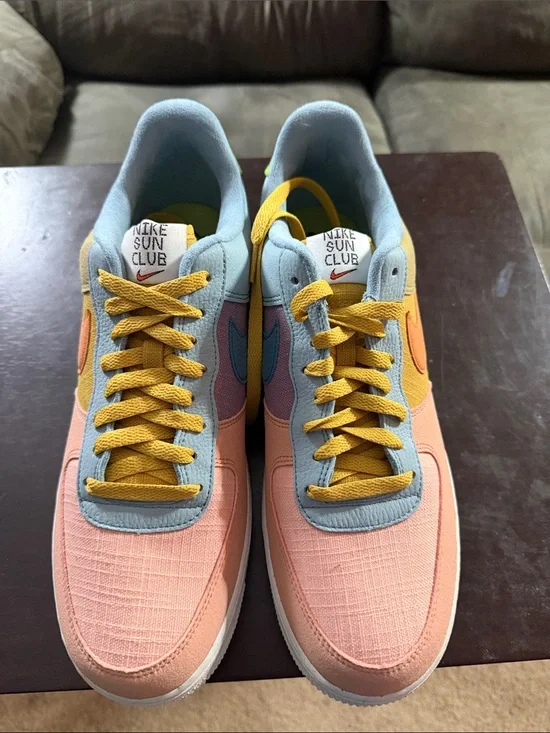Air Force 1 Sun Club